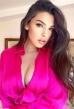 Ukrainian mail order bride Marta from Kyiv with brunette hair and brown eye color - image 2