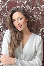 Ukrainian mail order bride Alexandra from Kyiv with light brown hair and brown eye color - image 5