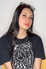 Ukrainian mail order bride Daniela from Bogota D.C. with black hair and brown eye color - image 4
