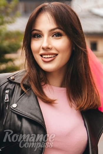 Ukrainian mail order bride Liana from Kyiv Oblast with light brown hair and grey eye color - image 1