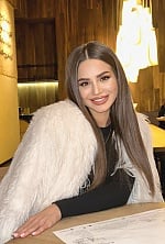 Ukrainian mail order bride Marharyta from Kyiv with brunette hair and brown eye color - image 5