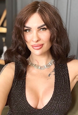 Karina, 35 y.o. from Kremenchug, Ukraine
