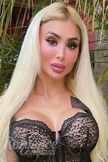 Ukrainian mail order bride Gloria from Barcelona with blonde hair and brown eye color - image 1
