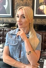 Ukrainian mail order bride Kateryna from Liverpool with blonde hair and green eye color - image 5