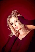 Ukrainian mail order bride Victoria from Kyiv with light brown hair and brown eye color - image 9