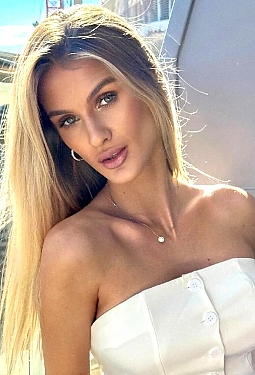 Sofia, 24 y.o. from Kyiv, Ukraine