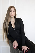 Ukrainian mail order bride Kateryna from Kyiv with light brown hair and brown eye color - image 3