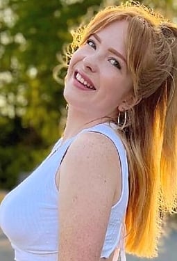 Alona, 23 y.o. from Kyiv, Ukraine