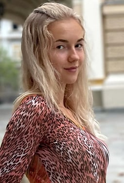 Yana, 20 y.o. from Odesa, Ukraine