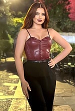 Ukrainian mail order bride Anna from Kyiv with red hair and blue eye color - image 5
