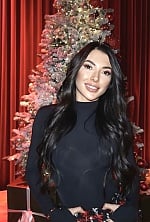 Ukrainian mail order bride Valeriya from Kyiv with brunette hair and brown eye color - image 5