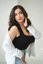Ukrainian mail order bride Alona from Oslo with brunette hair and hazel eye color - image 6