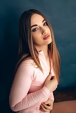 Ukrainian mail order bride Yulia from Los Angeles with light brown hair and blue eye color - image 3