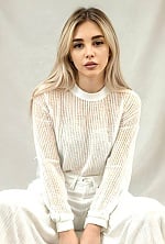 Ukrainian mail order bride Natalia from Kropyvnytskyi with light brown hair and brown eye color - image 11