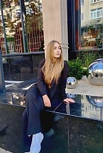 Ukrainian mail order bride Olha from Lviv with blonde hair and green eye color - image 5