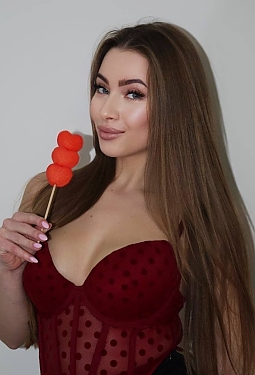 Olha, 20 y.o. from Lviv, Ukraine