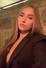 Ukrainian mail order bride Olha from Lviv with blonde hair and green eye color - image 4