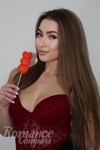 Ukrainian mail order bride Olha from Lviv with blonde hair and green eye color - image 1