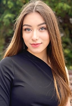 Zhanna, 18 y.o. from Cherkasy, Ukraine
