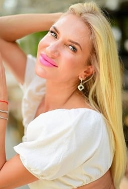 Natalia, 46 y.o. from Odesa, Ukraine