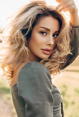 Inna, 30 y.o. from Varese, Italy