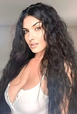 Ukrainian mail order bride Nazaret from Abarán with black hair and brown eye color - image 2