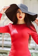 Ukrainian mail order bride Nicoleta from Floreşti with brunette hair and blue eye color - image 3