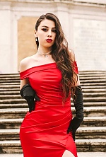 Ukrainian mail order bride Nicoleta from Floreşti with brunette hair and blue eye color - image 7