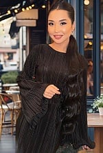 Ukrainian mail order bride Aliya from Baikonur with black hair and brown eye color - image 7