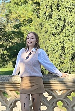 Ukrainian mail order bride Anna from Kyiv with light brown hair and blue eye color - image 2