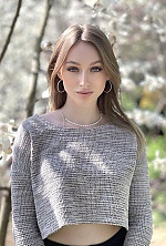 Ukrainian mail order bride Anna from Kyiv with light brown hair and blue eye color - image 4