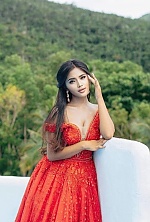 Ukrainian mail order bride Wilshe from Puerto Princesa City with auburn hair and brown eye color - image 5