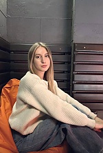 Ukrainian mail order bride Anastasiia from Ivano-Frankivsk with blonde hair and green eye color - image 4