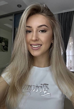 Anastasiia, 20 y.o. from Ivano-Frankivsk, Ukraine