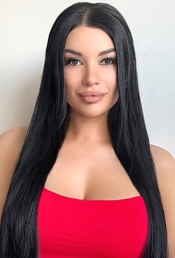 Alina, 30 y.o. from Kyiv, Ukraine