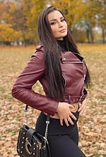 Ukrainian mail order bride Simona from Vilnius with brunette hair and brown eye color - image 7