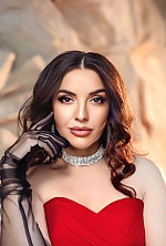 Ukrainian mail order bride Lilia from Kyiv with brunette hair and brown eye color - image 5