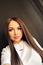 Ukrainian mail order bride Panchishna from Copenhagen with brunette hair and green eye color - image 5