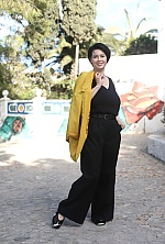 Ukrainian mail order bride Olga from Alicante with black hair and green eye color - image 3