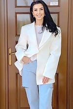 Ukrainian mail order bride Marina from Kyiv with black hair and brown eye color - image 3