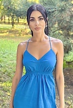 Ukrainian mail order bride Marina from Kyiv with black hair and brown eye color - image 5