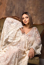 Ukrainian mail order bride Svitlana from Sopron with blonde hair and brown eye color - image 8