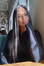 Ukrainian mail order bride Izabela from Wroclaw with brunette hair and green eye color - image 10