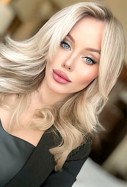 Elena, 28 y.o. from Berlin, Germany