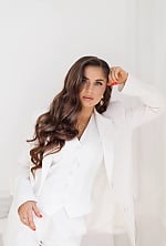 Ukrainian mail order bride Yana from Kyiv with light brown hair and brown eye color - image 7