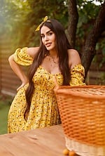 Ukrainian mail order bride Yuliia from Kyiv with brunette hair and brown eye color - image 7
