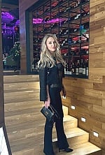 Ukrainian mail order bride Anna from Trenton with blonde hair and blue eye color - image 3