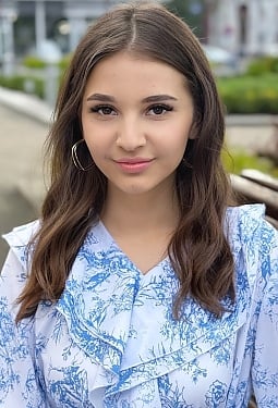 Alina, 21 y.o. from Cherkasy, Ukraine