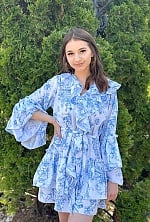 Ukrainian mail order bride Alina from Cherkasy with light brown hair and brown eye color - image 6