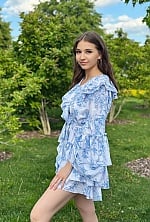 Ukrainian mail order bride Alina from Cherkasy with light brown hair and brown eye color - image 7